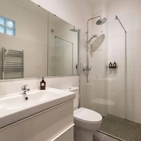 Claude Homes Rato ליסבון