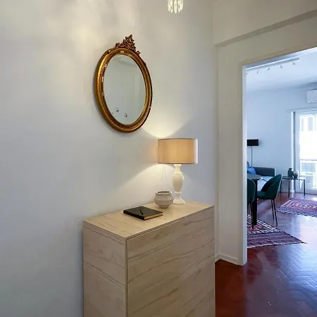 Claude Homes Rato * リスボン