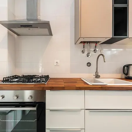 Claude Homes Rato * リスボン