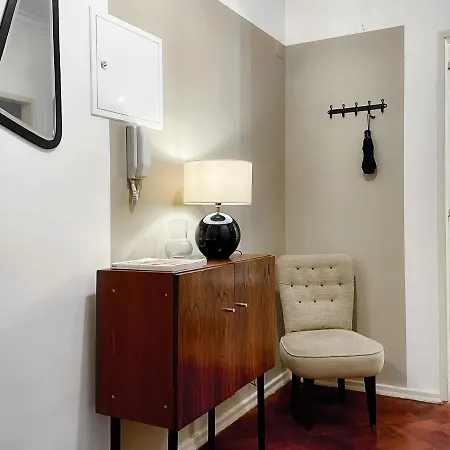 Claude Homes Rato リスボン