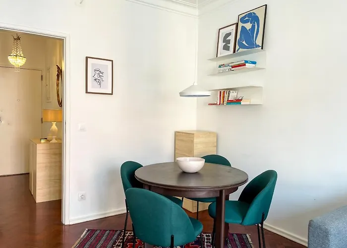 Claude Homes Rato * Lisbon